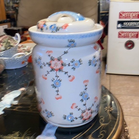 118 oz Fermenting Crock with Water Seal Airlock - Pasadena Delight